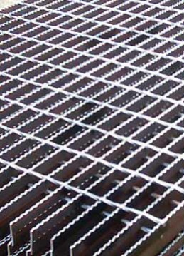 Stainless Steel Grating Implementation